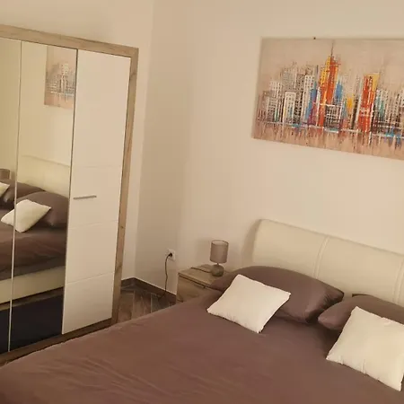 Apartment Lovmar Zadar
